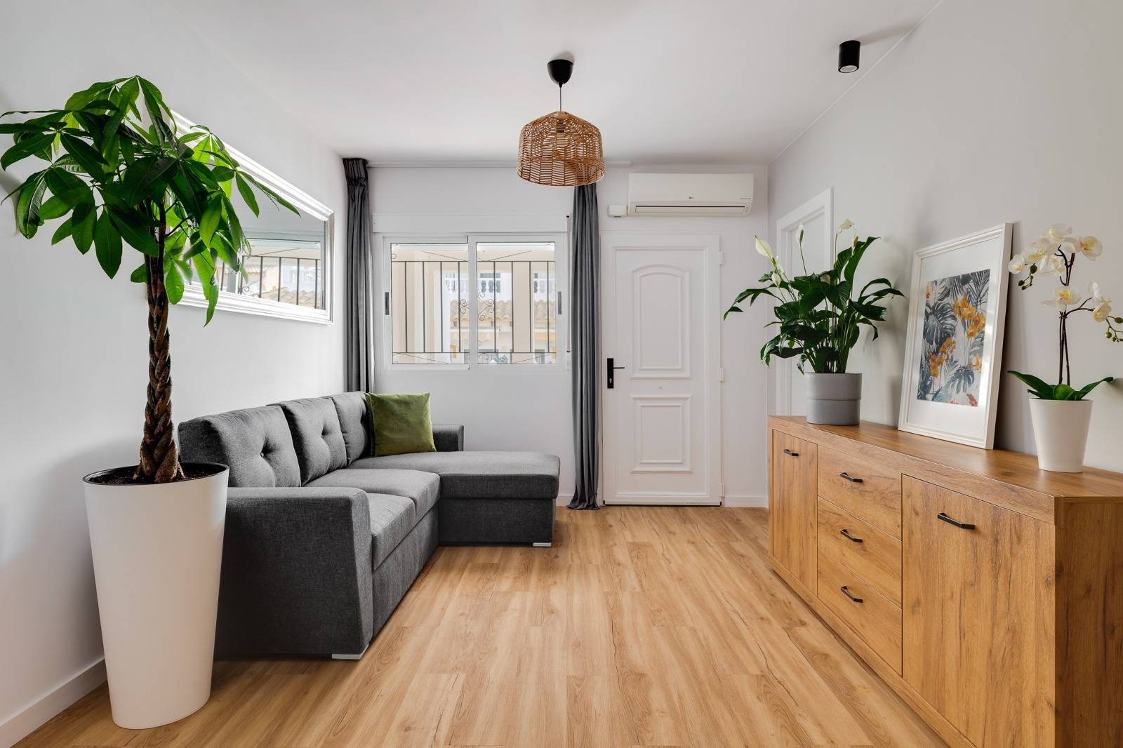 For sale - 3 Bedroom 2 Bathroom Duplex in Orihuela - Urbanización Perla Del Mar  - Alicante