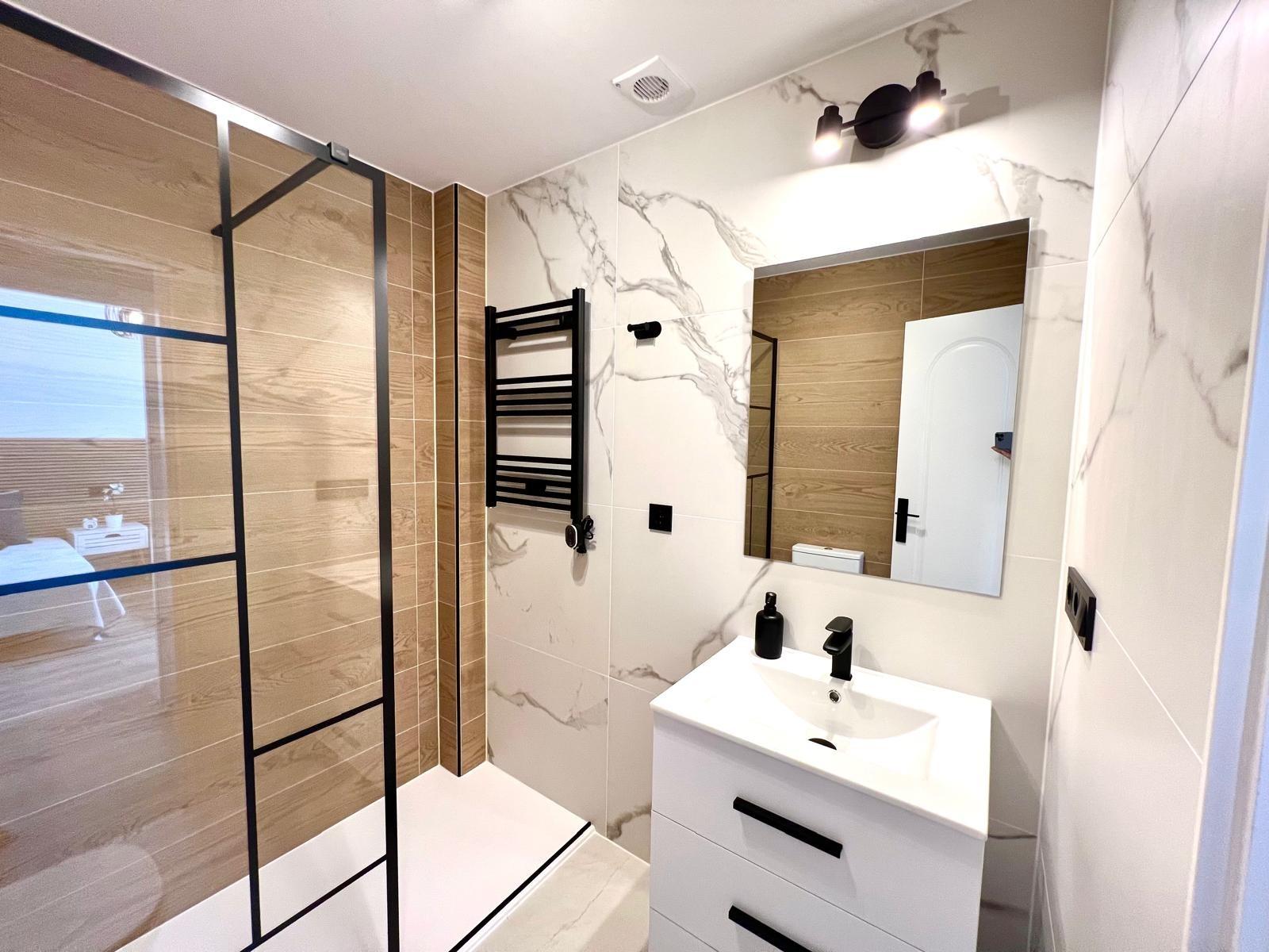 For sale - 3 Bedroom 2 Bathroom Town House in Orihuela - Urbanización Perla Del Mar  - Alicante