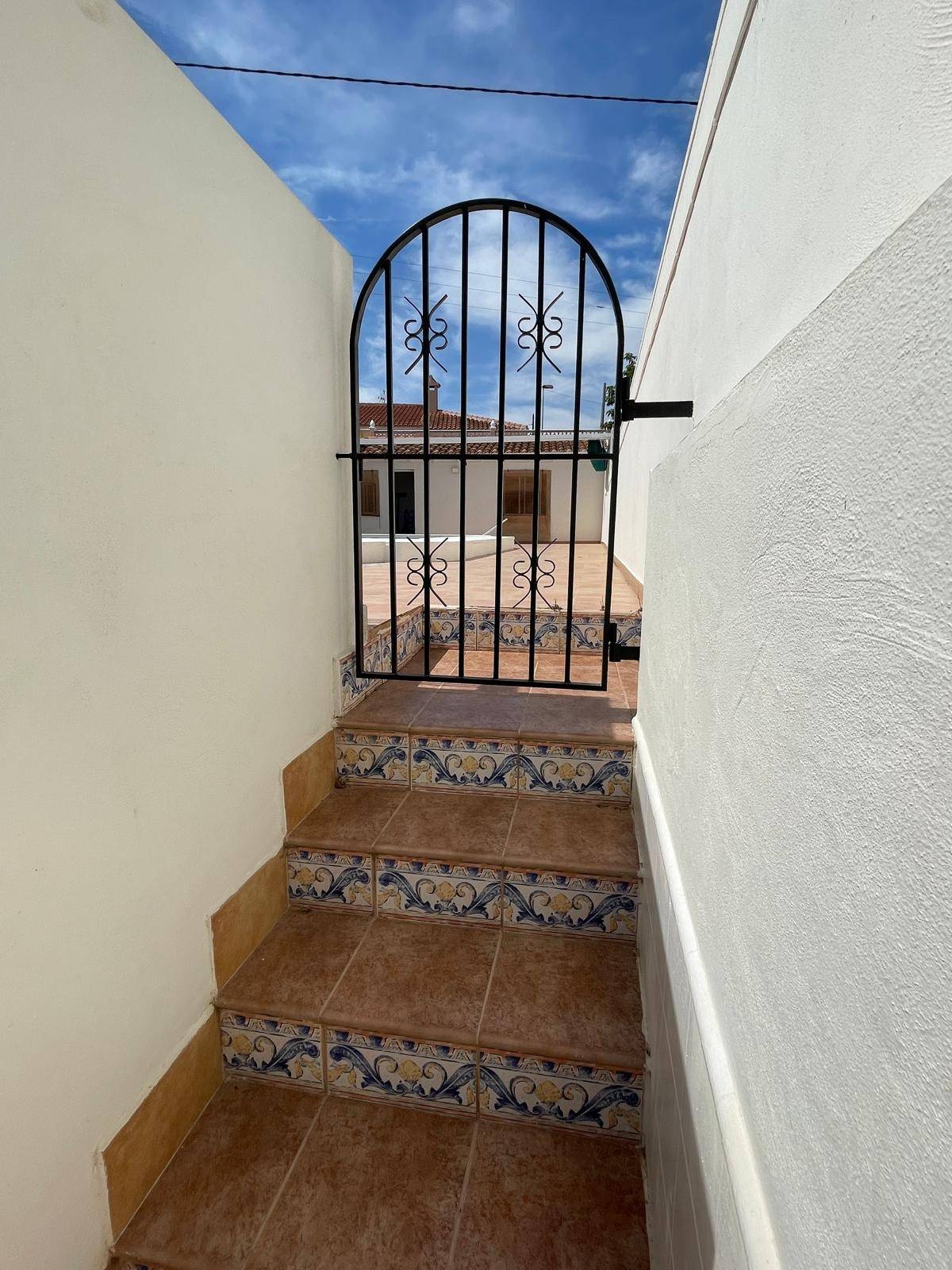 For sale - 3 Bedroom 1 Bathroom Town House in Pilar de La Horadada - Zona Pueblo  - Alicante