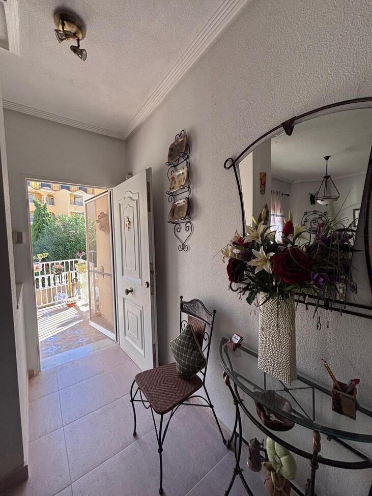 For sale - 2 Bedroom 2 Bathroom Town House in Villamartin - Costa Blanca  - Alicante