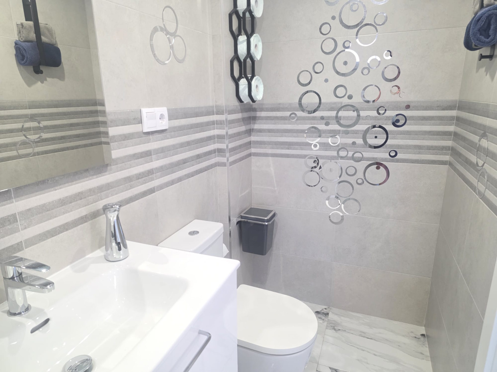 For sale - 2 Bedroom 2 Bathroom Apartment in Villamartin - Costa Blanca  - Alicante