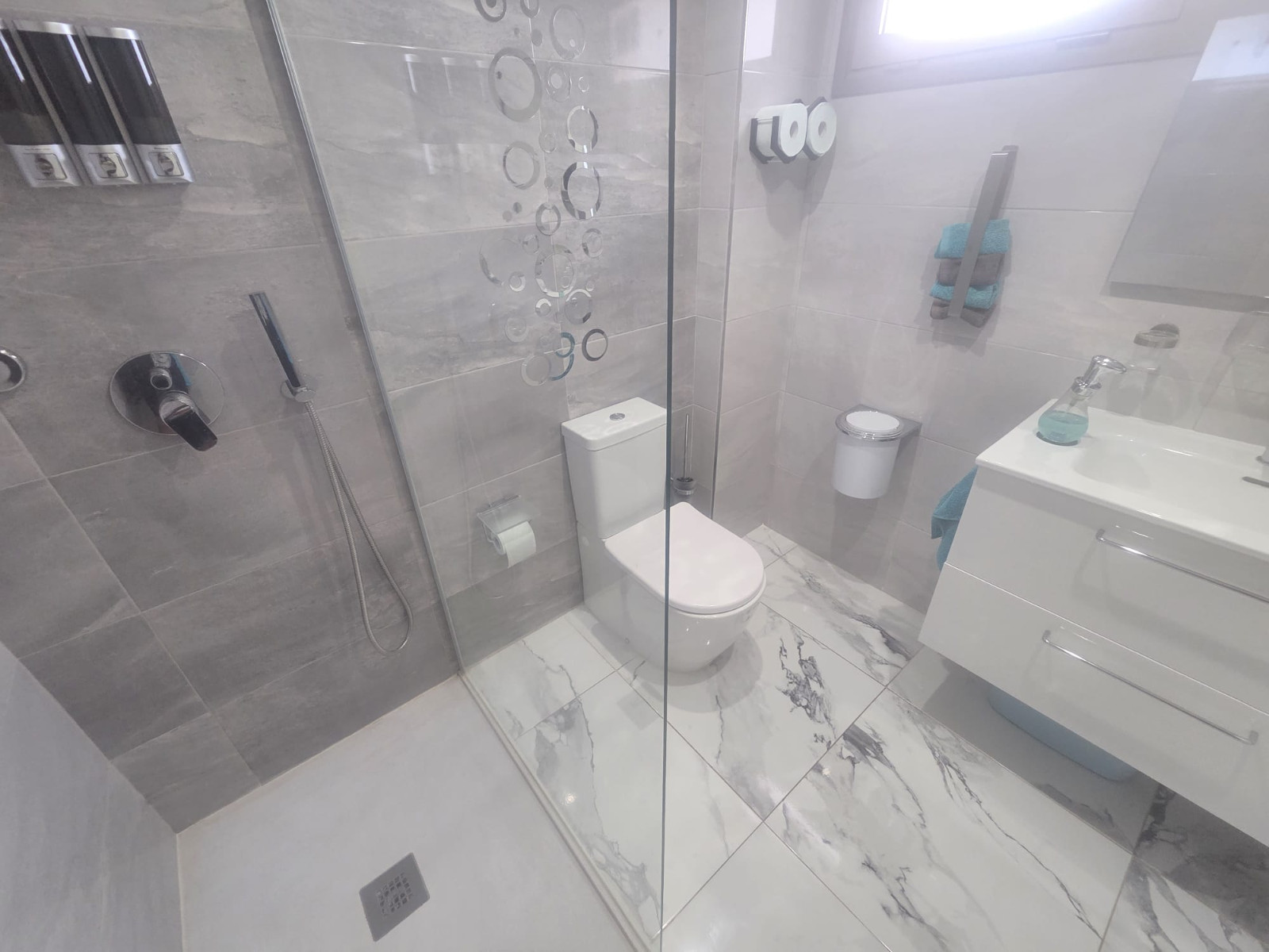 For sale - 2 Bedroom 2 Bathroom Apartment in Villamartin - Costa Blanca  - Alicante