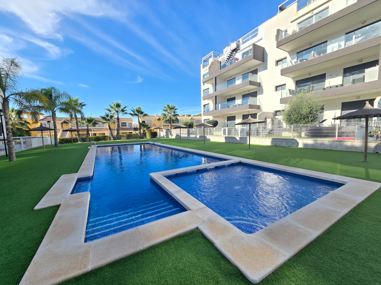For sale - 2 Bedroom 2 Bathroom Apartment in Orihuela Costa - Costa Blanca  - Alicante