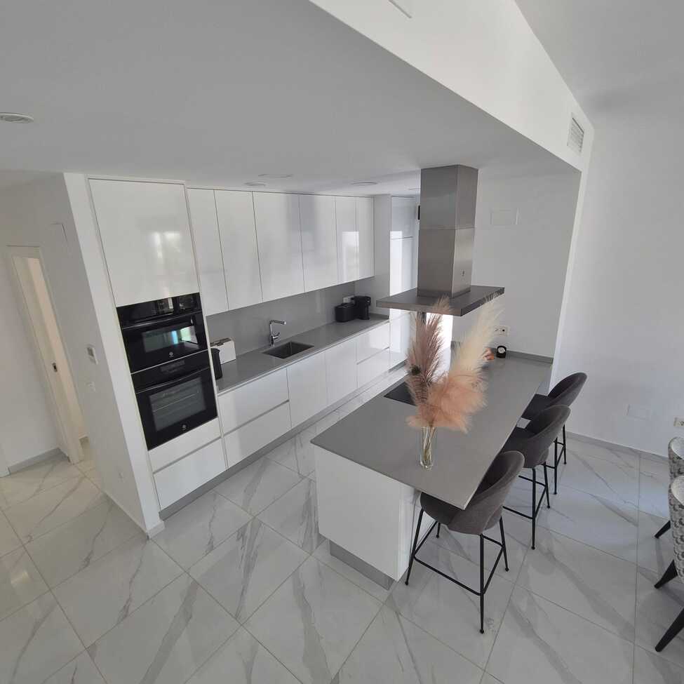 For sale - 3 Bedroom 3 Bathroom Villa in Bigastro - Inland  - Alicante