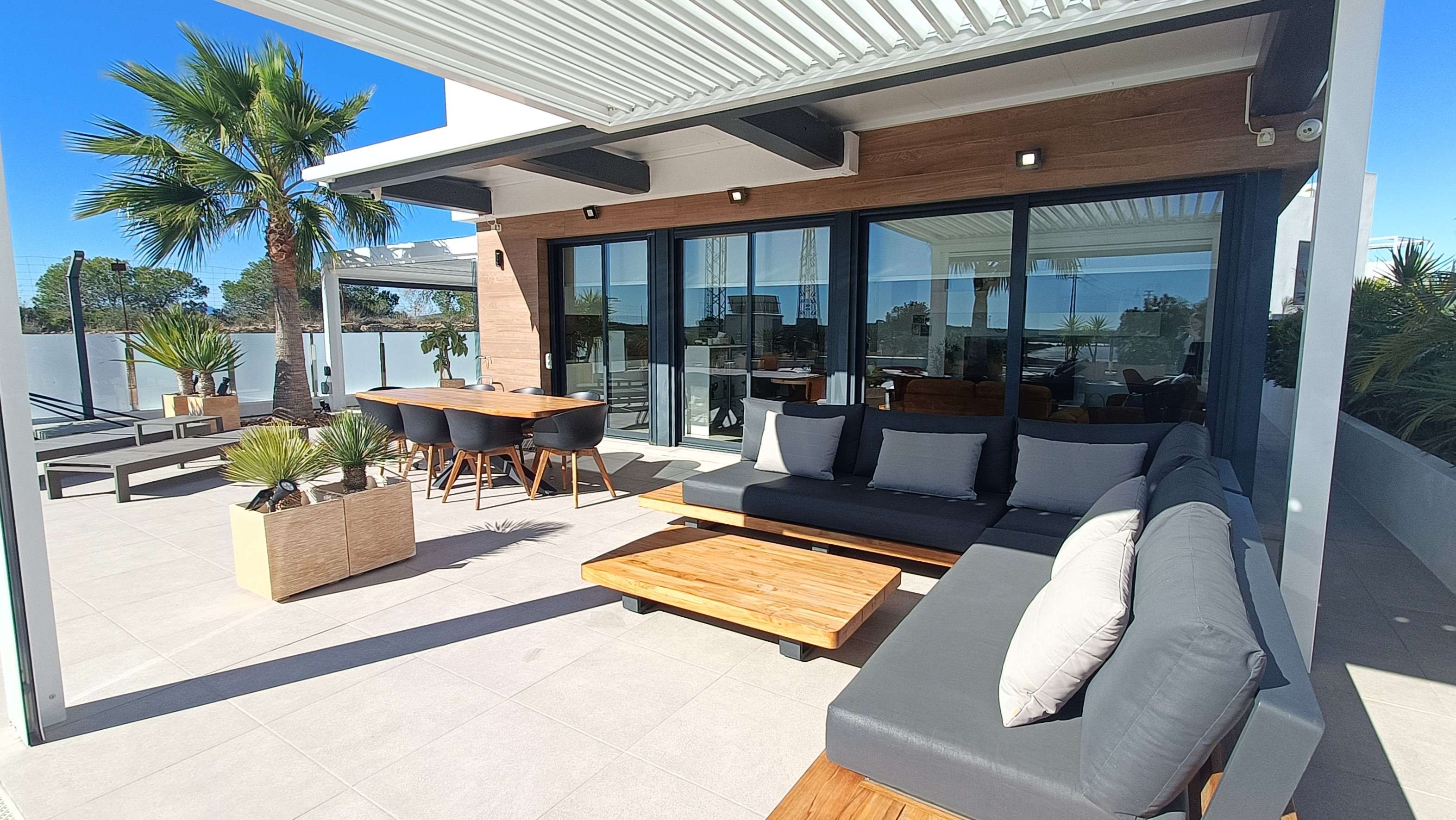 For sale - 3 Bedroom 3 Bathroom Villa in Algorfa - Inland  - Alicante