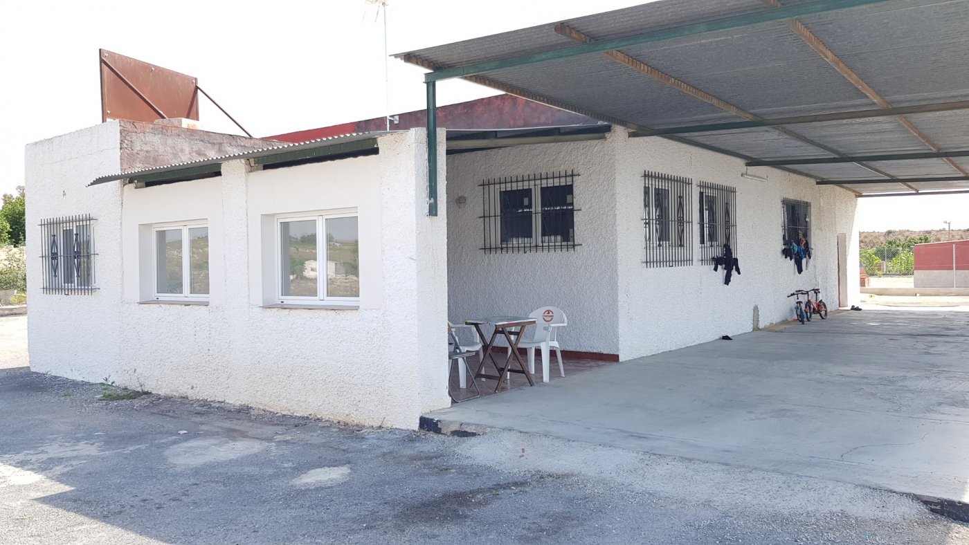 For sale - 2 Bedroom 2 Bathroom Finca in Los Montesinos - Los Montesinos  - Alicante