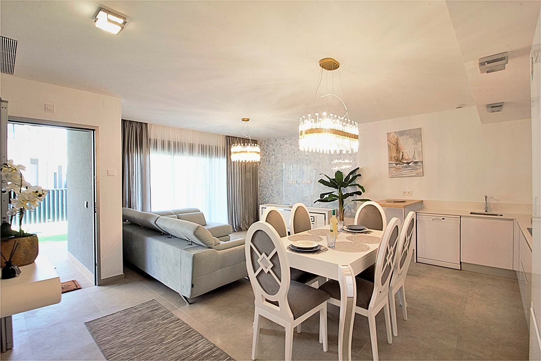 For sale - 3 Bedroom 2 Bathroom Apartment in Santa Pola - Costa Blanca  - Alicante