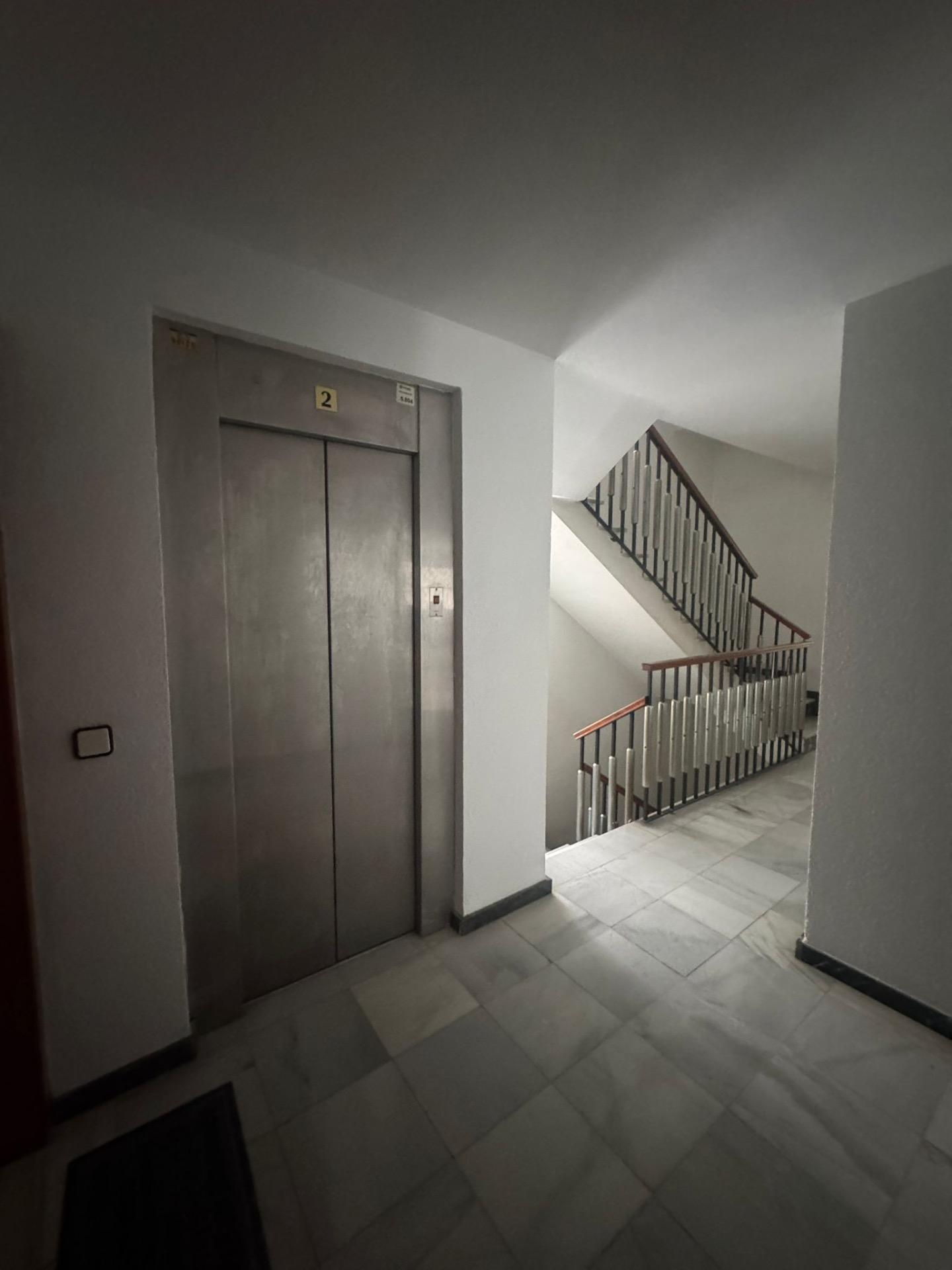 For sale - 3 Bedroom 2 Bathroom Apartment in Orihuela - Zona Centro  - Alicante