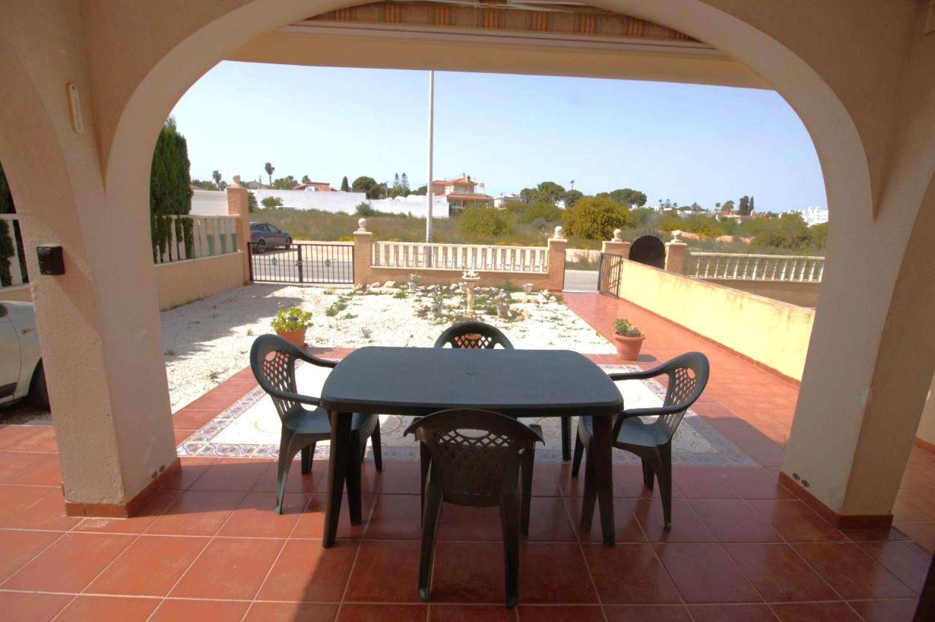 For sale - 2 Bedroom 2 Bathroom Town House in Lomas de Cabo Roig - Lomas de Cabo Roig - Alicante