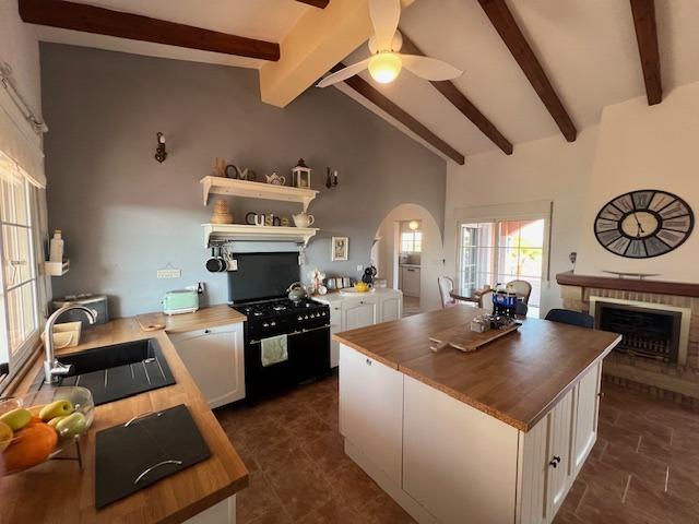 For sale - 3 Bedroom 2 Bathroom Finca in Dolores - Comunidad Valenciana  - Alicante