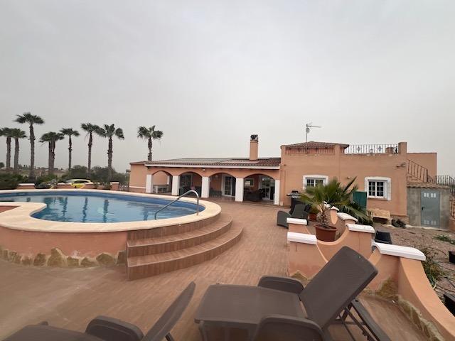 For sale - 3 Bedroom 2 Bathroom Finca in Dolores - Comunidad Valenciana  - Alicante