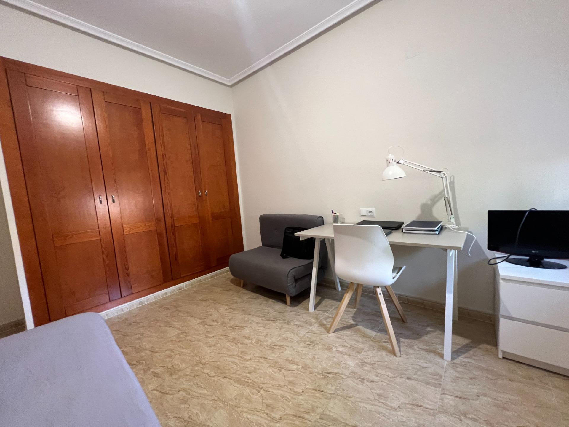 For sale - 3 Bedroom 2 Bathroom Villa in Dolores - Cmno. Escorredor  - Alicante