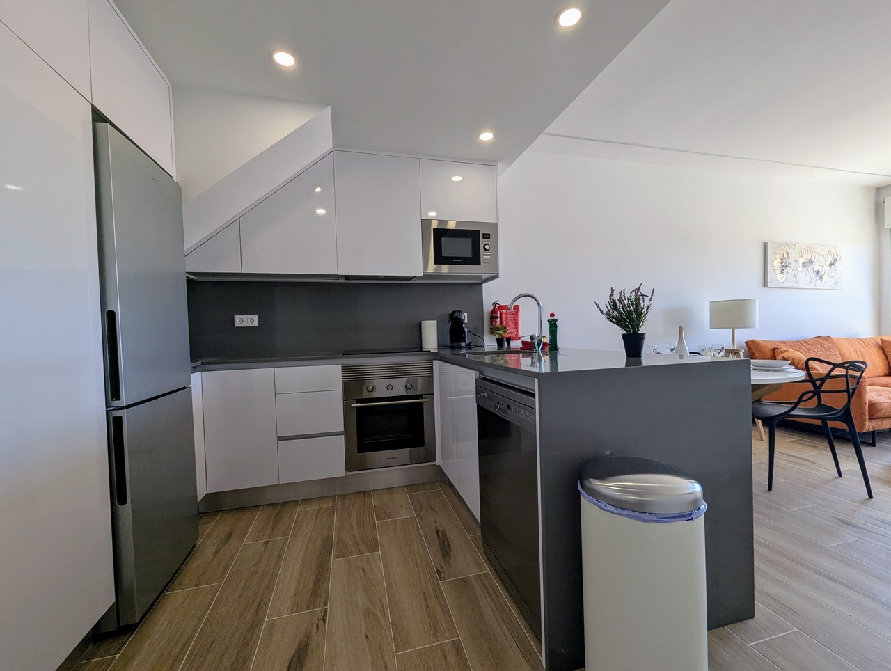 For sale - 2 Bedroom 2 Bathroom Penthouse in Villamartin - Costa Blanca  - Alicante