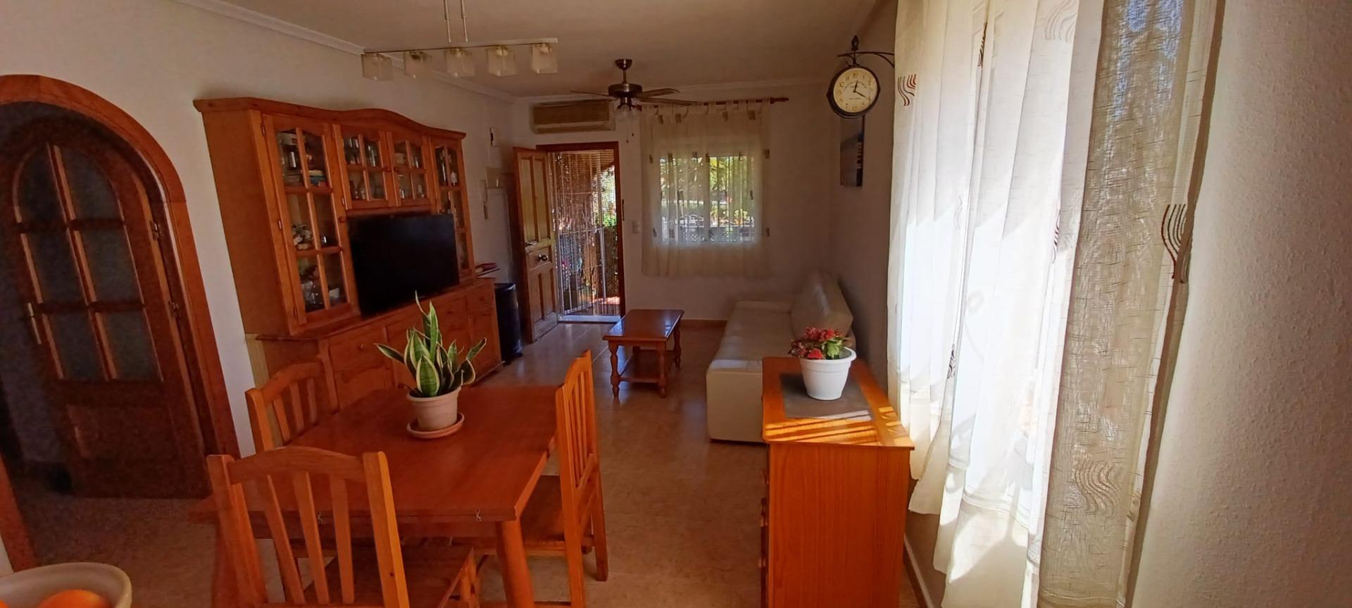 For sale - 3 Bedroom 2 Bathroom Town House in Orihuela Costa - La Chismosa  - Alicante