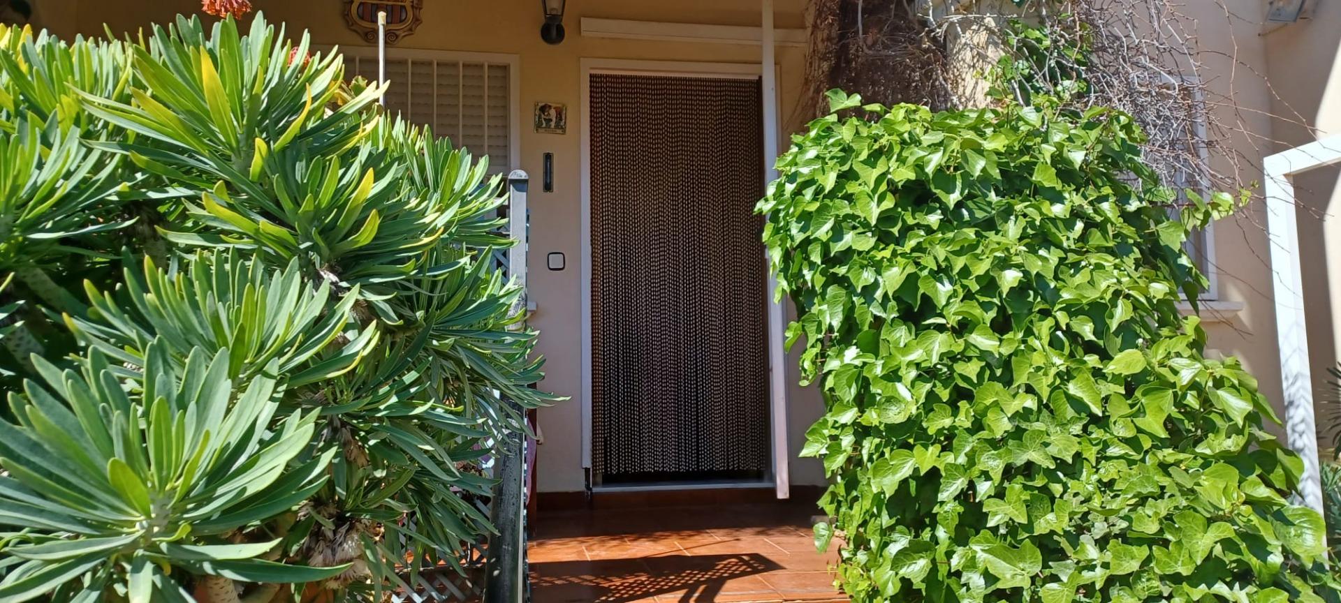 For sale - 3 Bedroom 2 Bathroom Town House in Orihuela Costa - La Chismosa  - Alicante