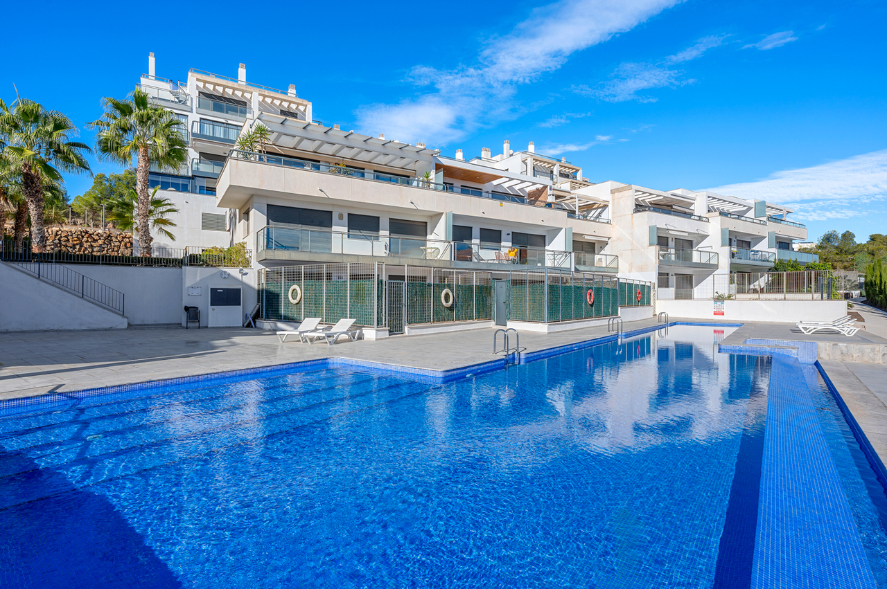 For sale - 2 Bedroom 1 Bathroom Apartment in Campoamor - Costa Blanca  - Alicante