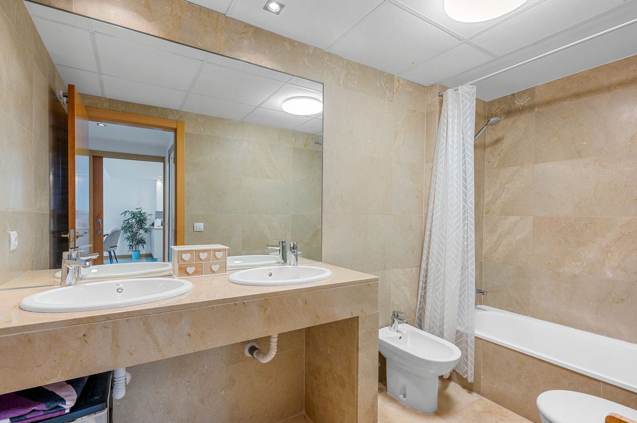 For sale - 2 Bedroom 1 Bathroom Apartment in Campoamor - Costa Blanca  - Alicante