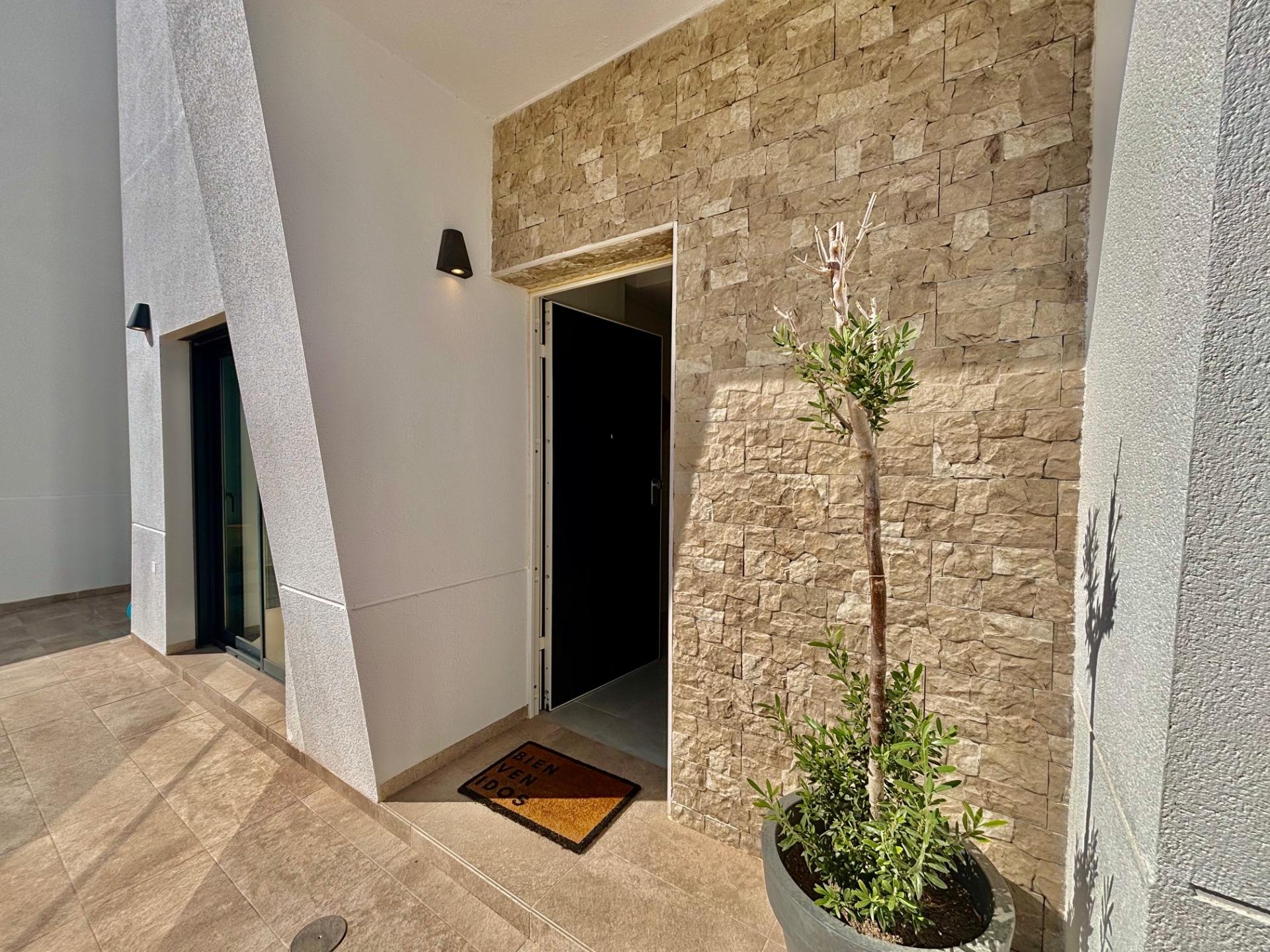 For sale - 3 Bedroom 2 Bathroom Villa in Benijofar - Pueblo 4  - Alicante