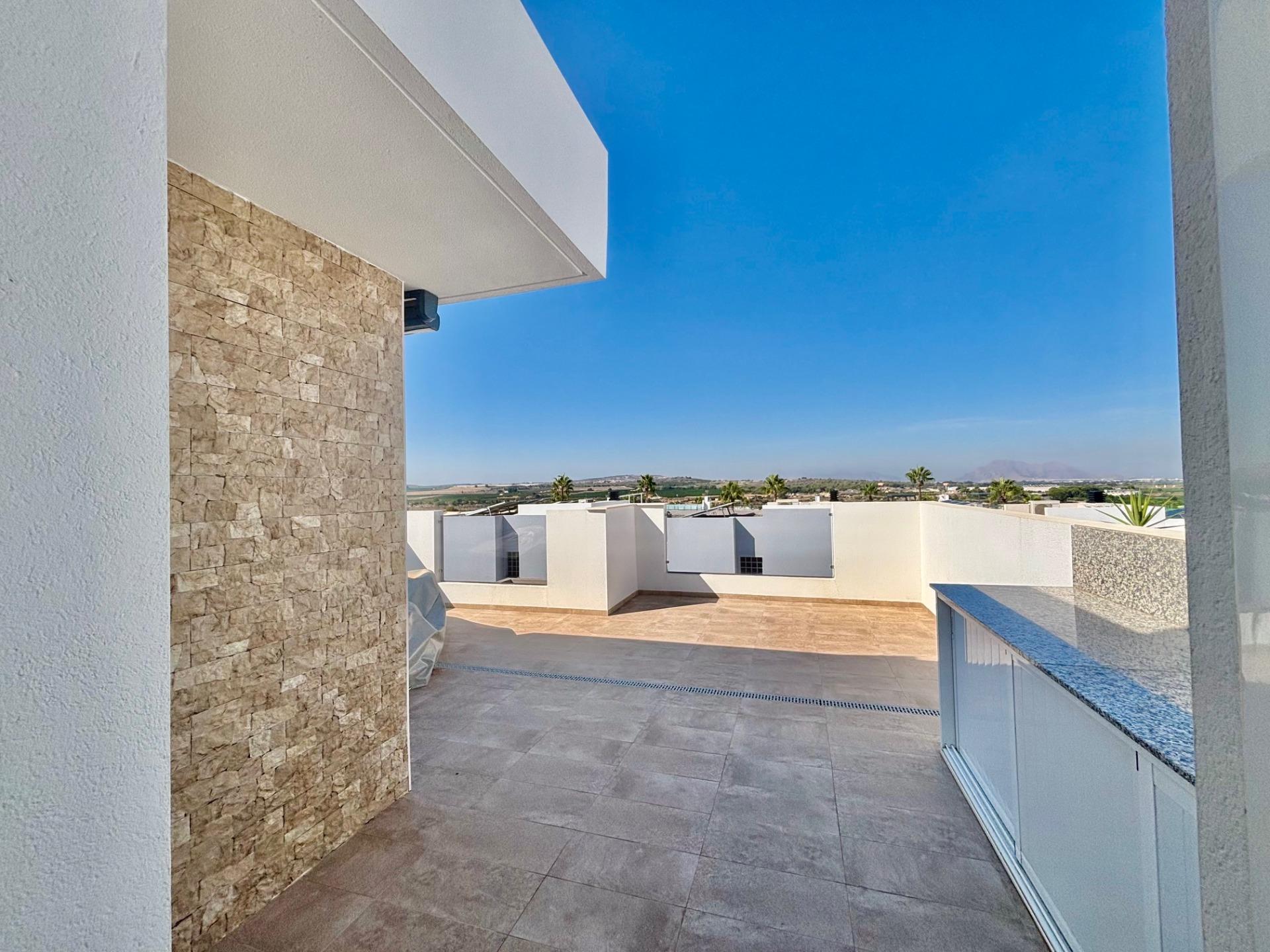 For sale - 3 Bedroom 2 Bathroom Villa in Benijofar - Pueblo 4  - Alicante