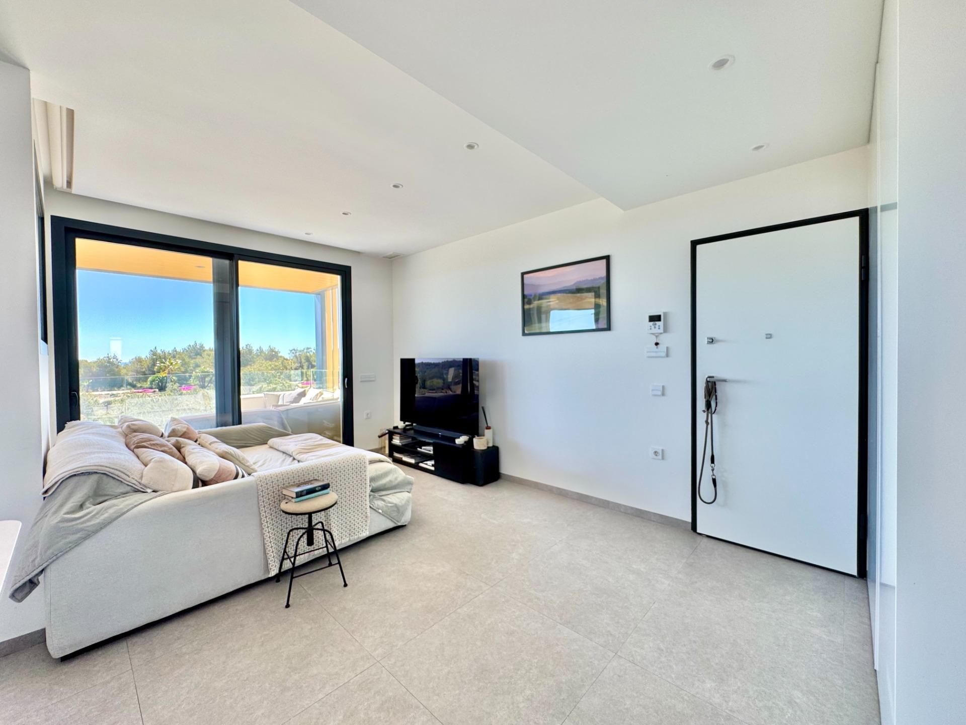 For sale - 2 Bedroom 2 Bathroom Apartment in Orihuela - Las Colinas Golf  - Alicante