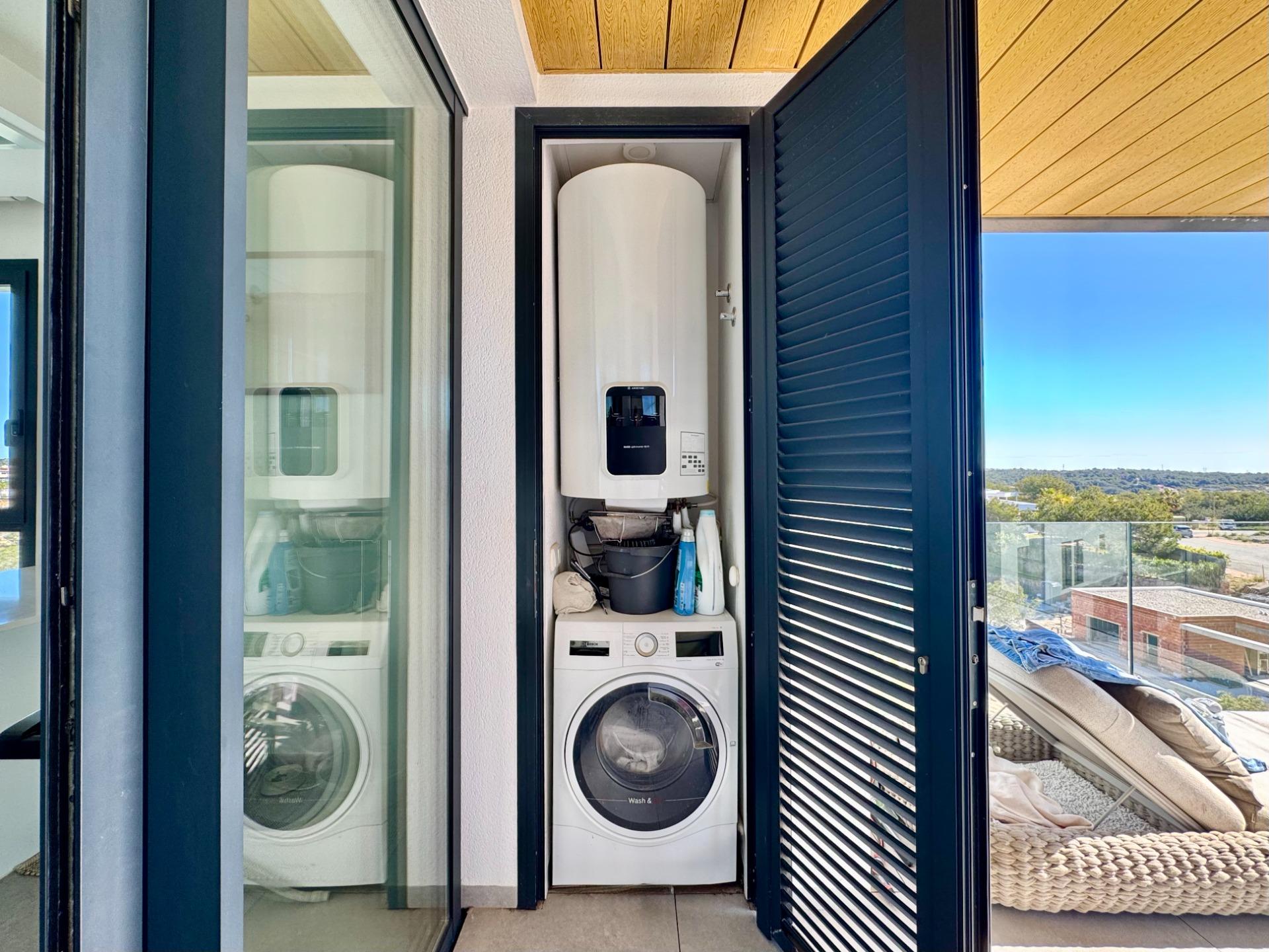 For sale - 2 Bedroom 2 Bathroom Apartment in Orihuela - Las Colinas Golf  - Alicante