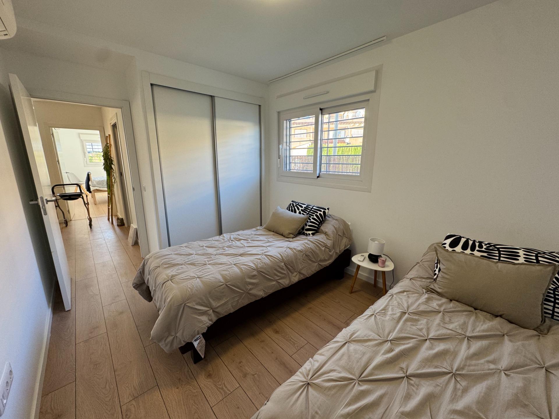 For sale - 2 Bedroom 1 Bathroom Apartment in Pilar de La Horadada - Riomar  - Alicante