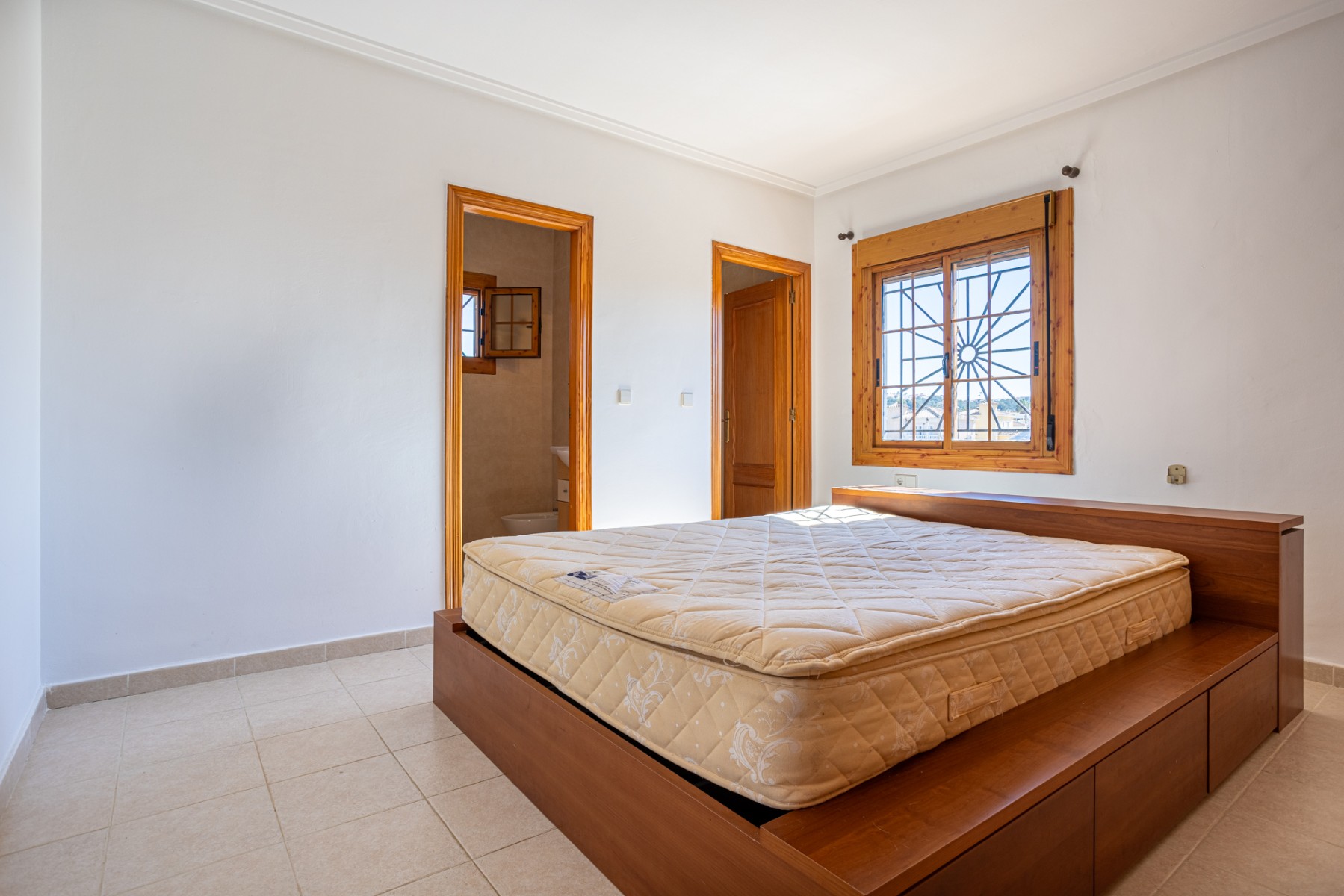 For sale - 5 Bedroom 3 Bathroom Villa in Benijofar - Costa Blanca  - Alicante