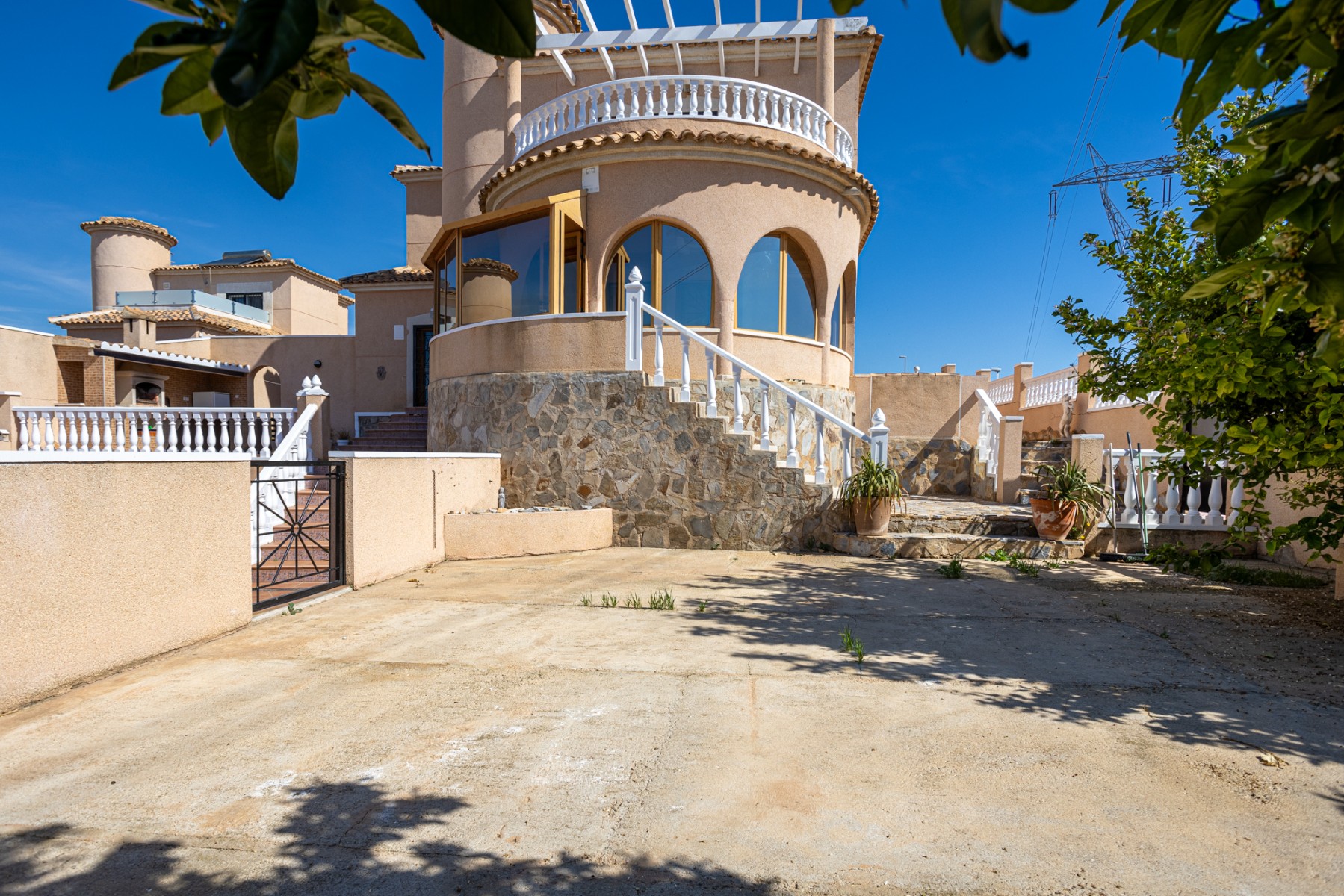 For sale - 5 Bedroom 3 Bathroom Villa in Benijofar - Costa Blanca  - Alicante