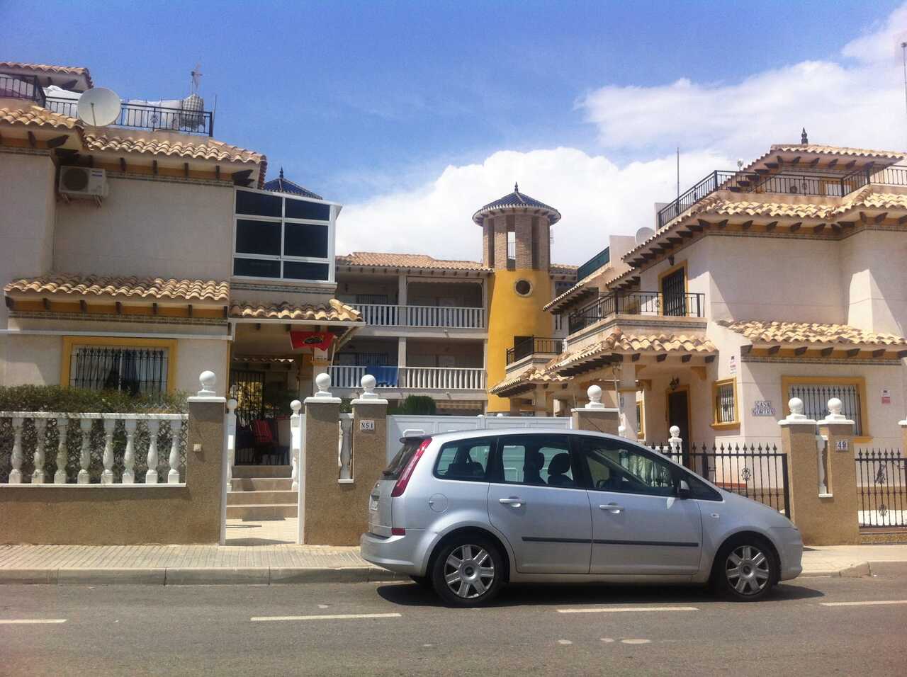 For sale - 2 Bedroom 1 Bathroom Apartment in Cabo Roig - Costa Blanca  - Alicante
