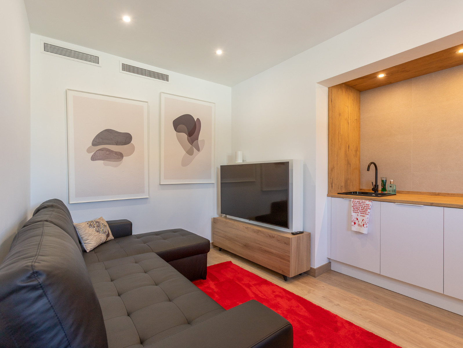 For sale - 4 Bedroom 3 Bathroom Villa in Los Balcones - Costa Blanca  - Alicante