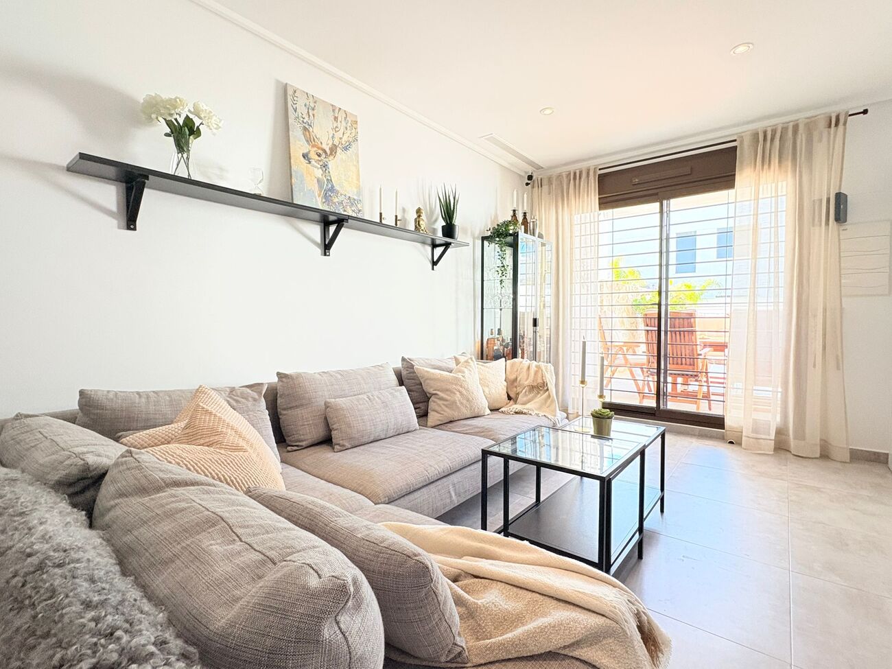 For sale - 3 Bedroom 2 Bathroom Ground Floor Apartment in Torre de La Horadada - Porto Marina  - Alicante