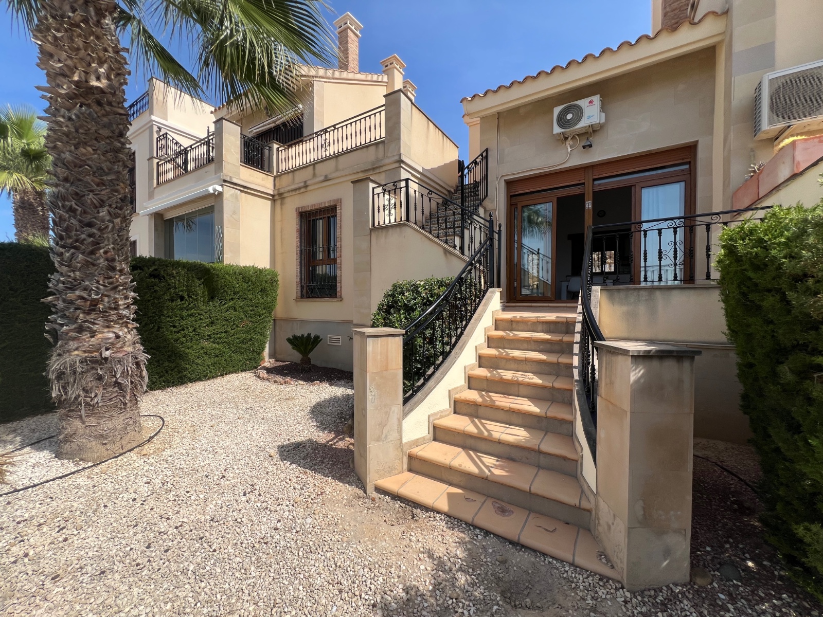 For sale - 2 Bedroom 2 Bathroom Bungalow in Algorfa - Inland  - Alicante