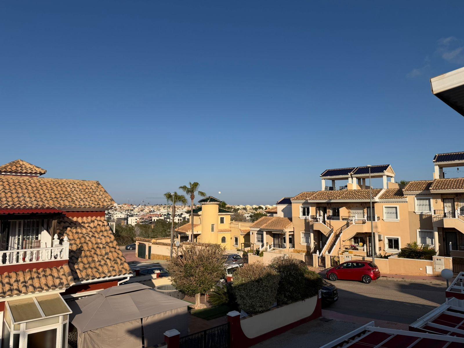 For sale - 3 Bedroom 2 Bathroom Semi Detached in Orihuela Costa - Villamartin  - Alicante