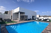 27-123-371-11-743/76995, 5 Bedroom 4 Bathroom Villa in Villamartin