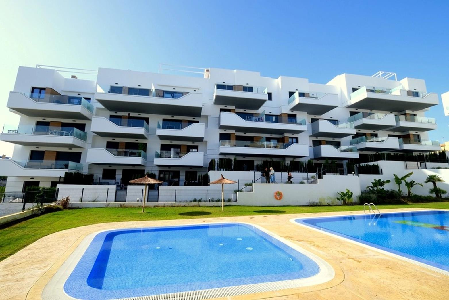 For sale - 2 Bedroom 1 Bathroom Apartment in Villamartin - Costa Blanca  - Alicante