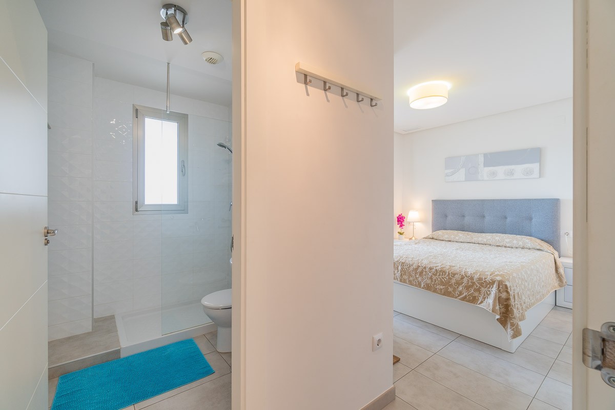 For sale - 2 Bedroom 2 Bathroom Apartment in Villamartin - Costa Blanca  - Alicante