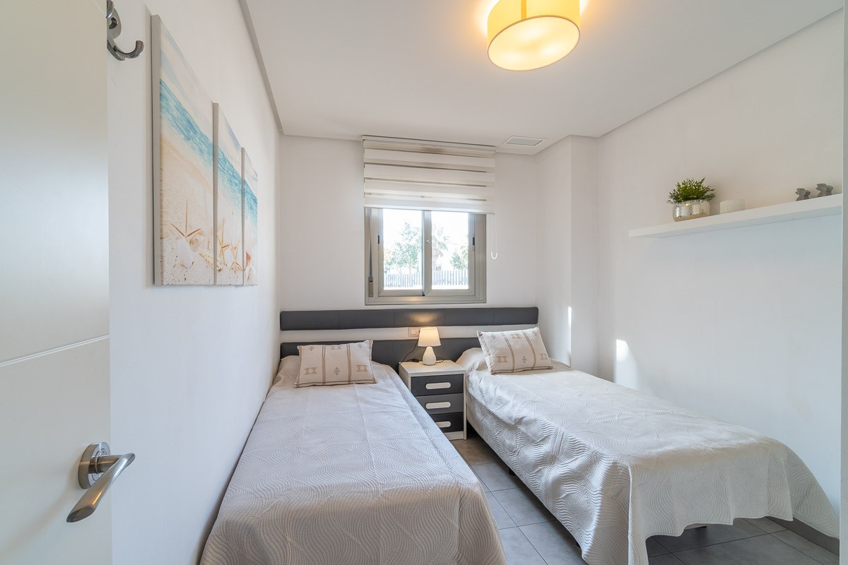 For sale - 2 Bedroom 2 Bathroom Apartment in Villamartin - Costa Blanca  - Alicante