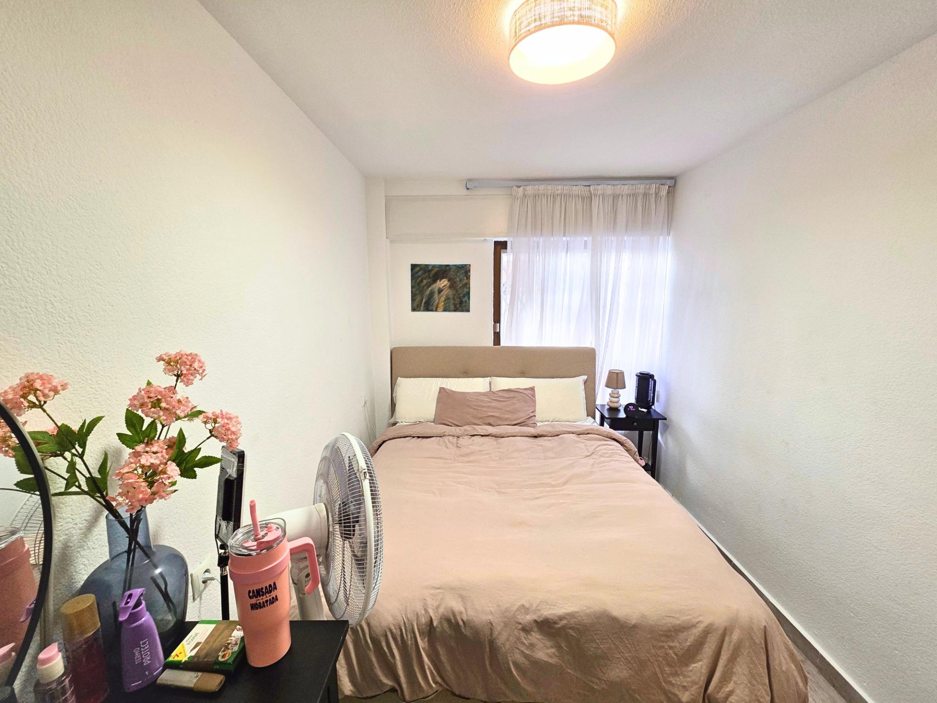 For sale - 3 Bedroom 1 Bathroom Apartment in Torrevieja - Playa Del Cura  - Alicante