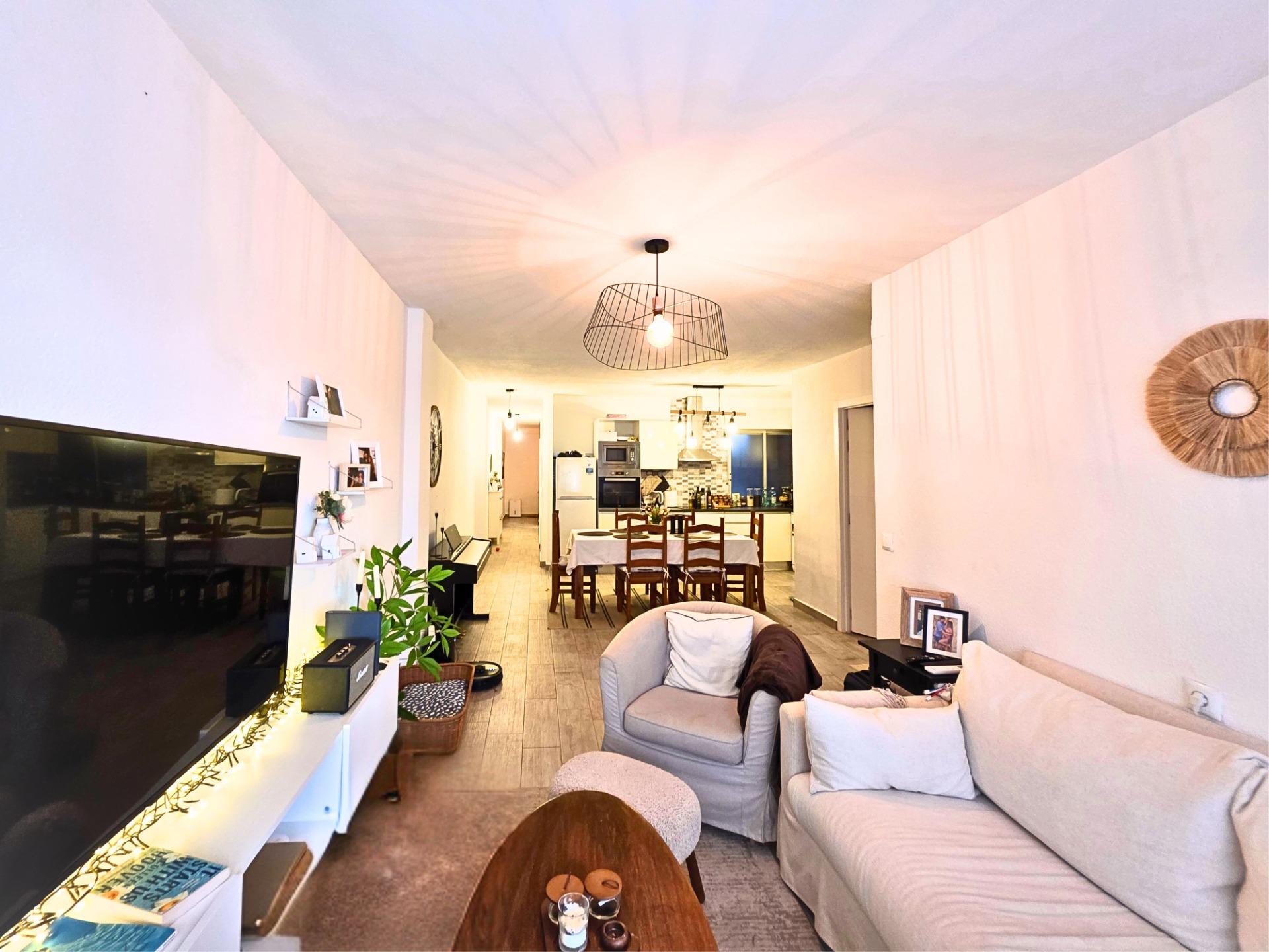 For sale - 3 Bedroom 1 Bathroom Apartment in Torrevieja - Playa Del Cura  - Alicante