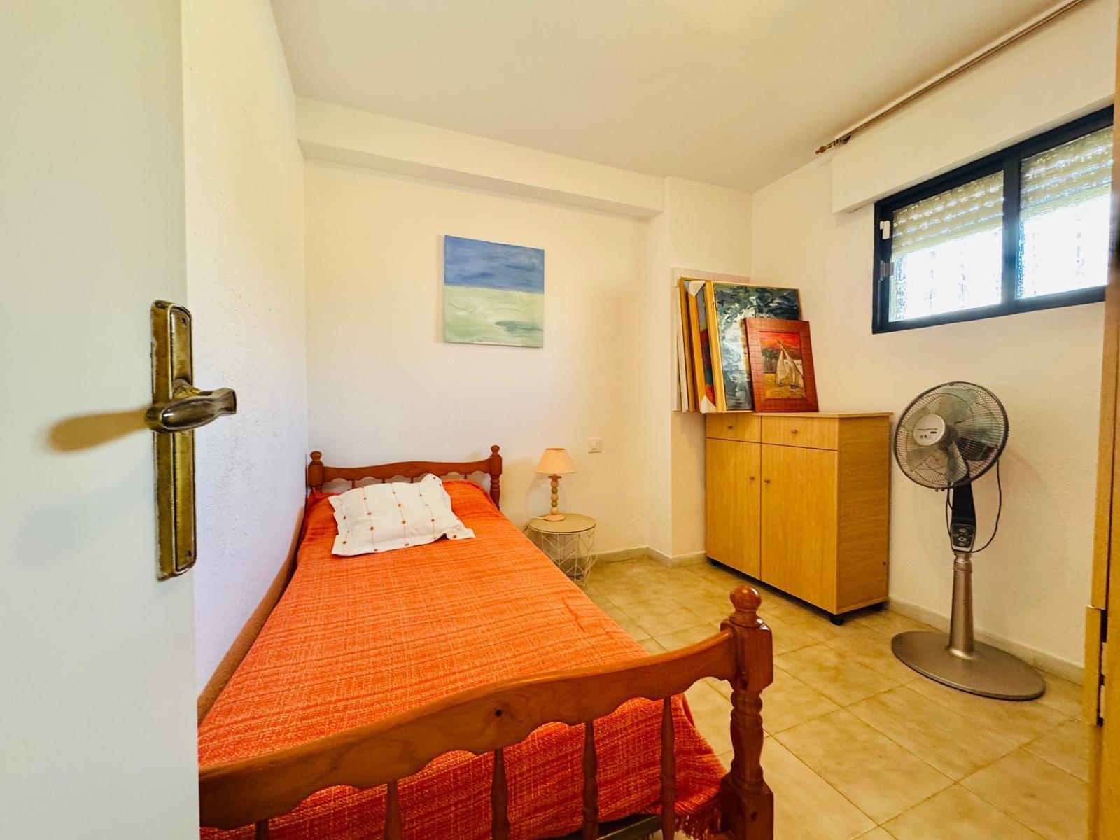 For sale - 3 Bedroom 1 Bathroom Apartment in Torrevieja - Cabo Cervera  - Alicante