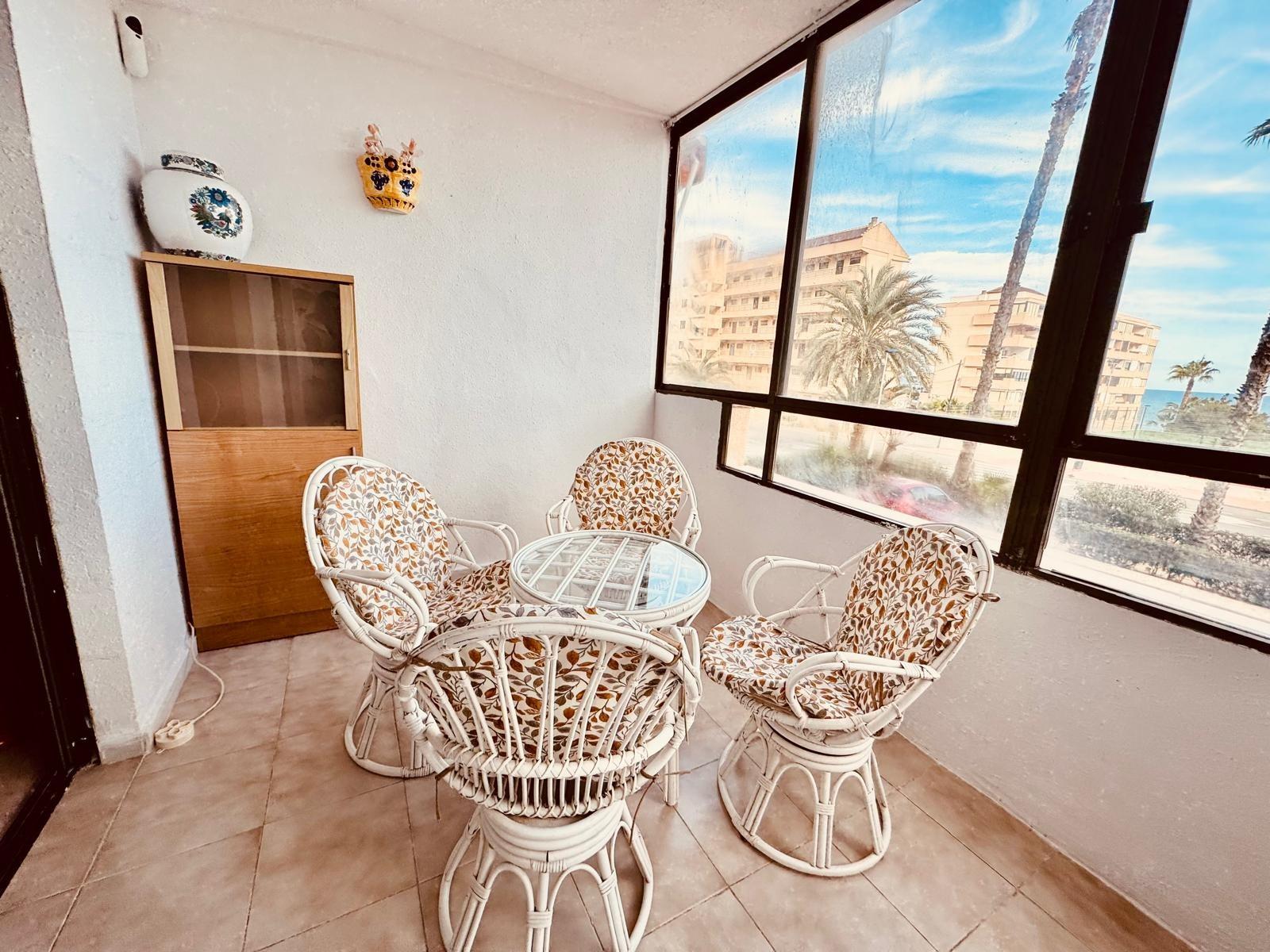For sale - 3 Bedroom 1 Bathroom Apartment in Torrevieja - Cabo Cervera  - Alicante
