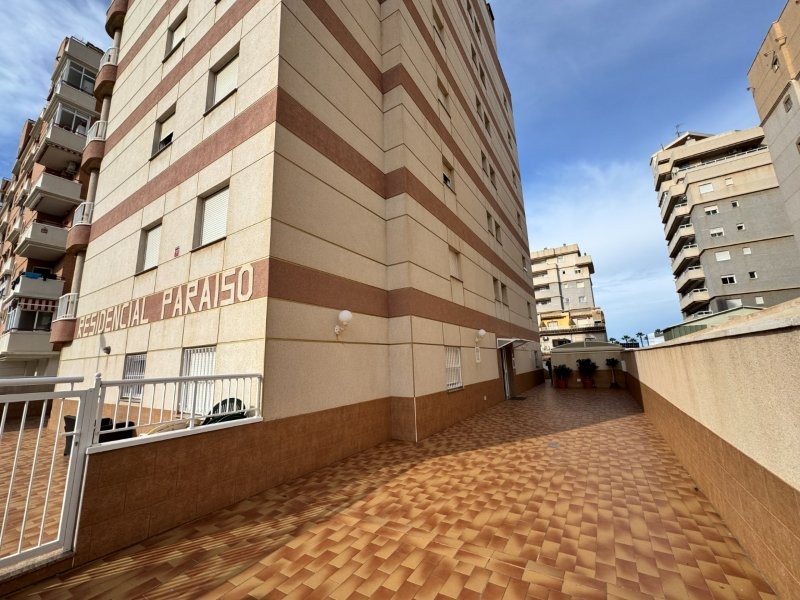 For sale - 2 Bedroom 1 Bathroom Apartment in Torrevieja - Costa Blanca  - Alicante
