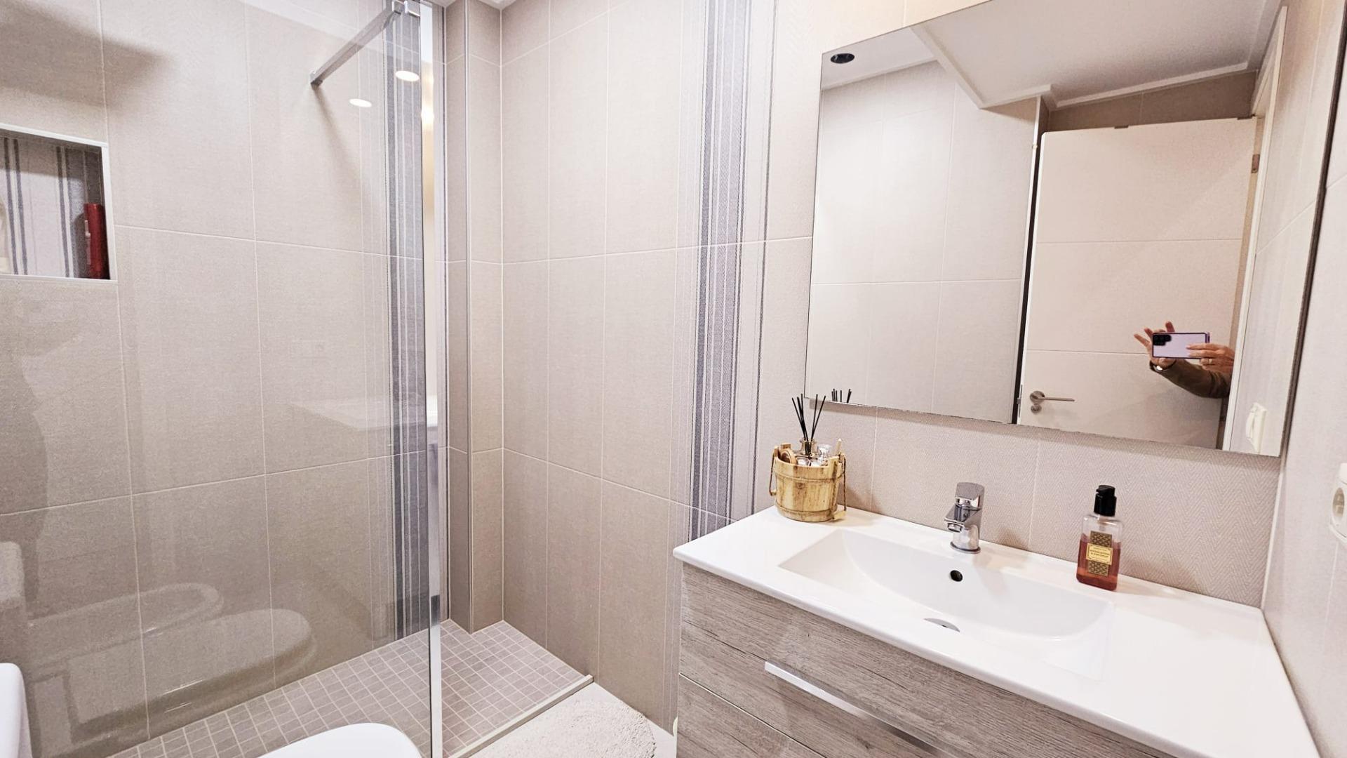 For sale - 2 Bedroom 2 Bathroom Duplex in Torrevieja - La Siesta  - Alicante