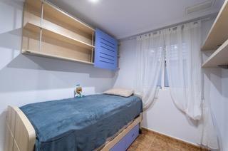 For sale - 4 Bedroom 2 Bathroom Apartment in Torrevieja - Playa Del Cura  - Alicante