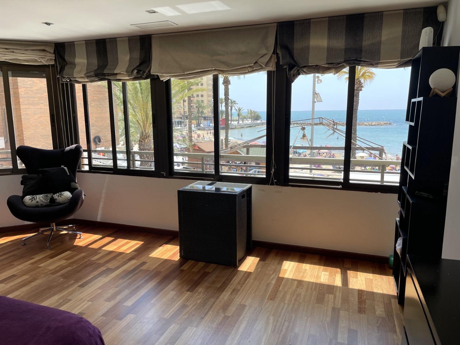 For sale - 4 Bedroom 3 Bathroom Duplex in Torrevieja - Playa Del Cura  - Alicante