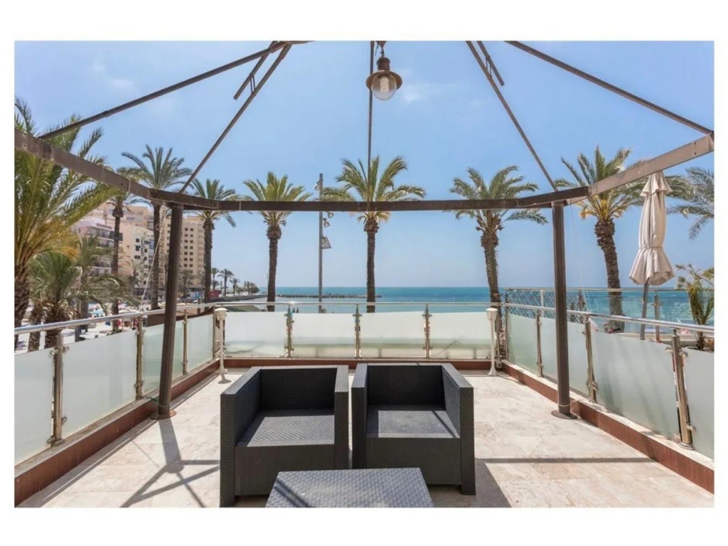 4 Bedroom 3 Bathroom Duplex in Torrevieja