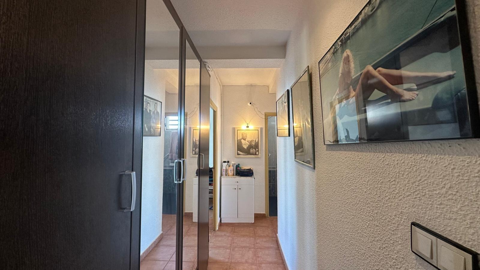 For sale - 3 Bedroom 1 Bathroom Apartment in Torrevieja - Estacion De Autobuses  - Alicante
