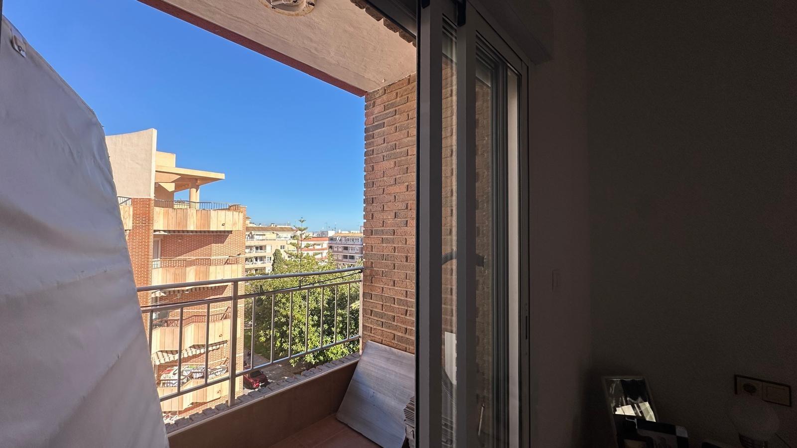 For sale - 3 Bedroom 1 Bathroom Apartment in Torrevieja - Estacion De Autobuses  - Alicante