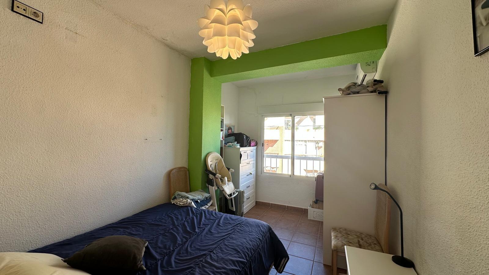 For sale - 3 Bedroom 1 Bathroom Apartment in Torrevieja - Estacion De Autobuses  - Alicante