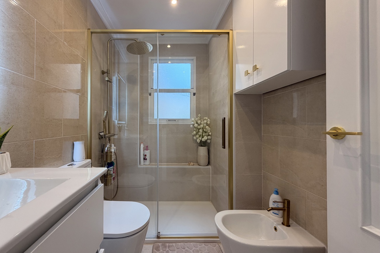 For sale - 3 Bedroom 2 Bathroom Apartment in Torrevieja - Costa Blanca  - Alicante